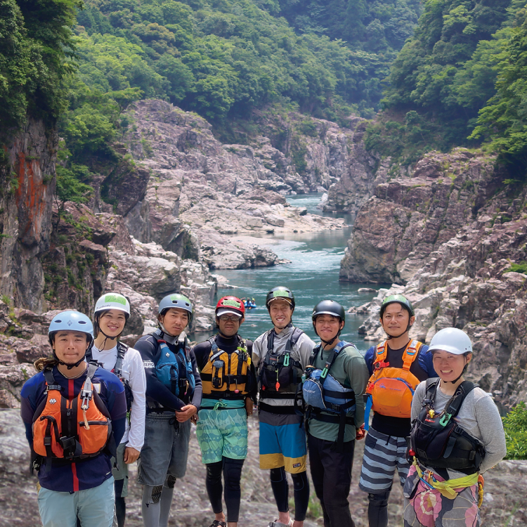 ガイドスタッフ紹介